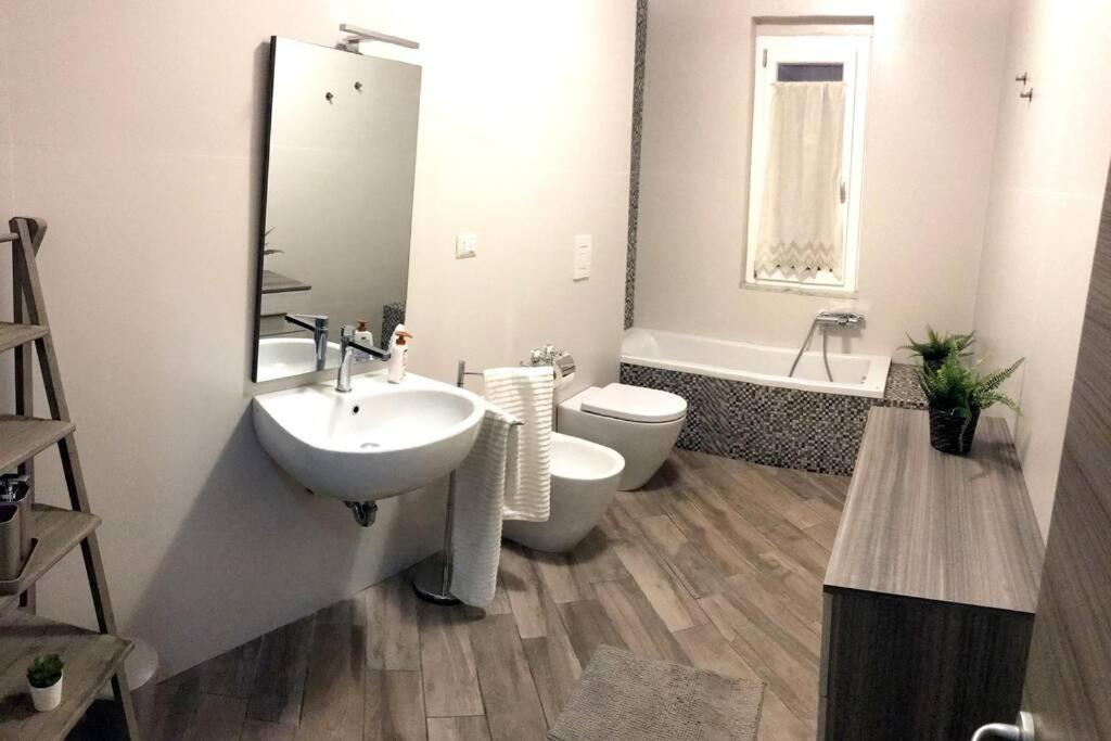 Casa Cantoniera-Guest House : Costruite Il Viaggio Πομπηία Εξωτερικό φωτογραφία